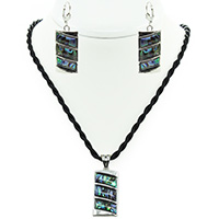 Брошь с серьгами