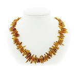 Янтарь светлый, прозрачная разноразмерная галька, бусы длиной 53см